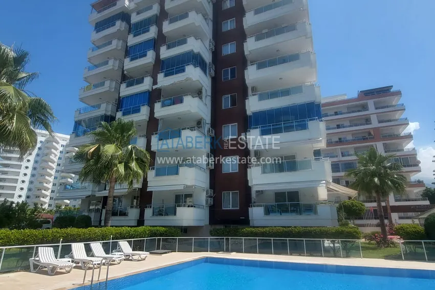 Apartment 2+1 with furniture and two glazed balconies 450 meters from the sea - Mahmutlar 4 