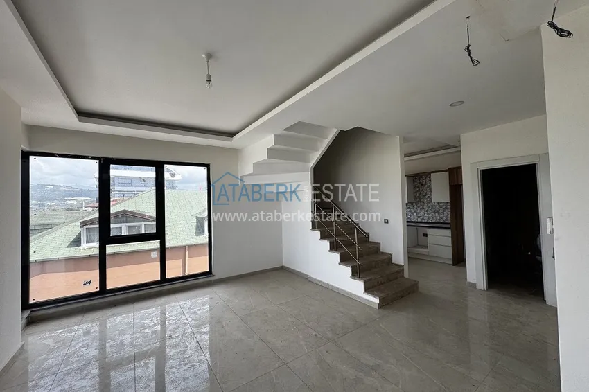 Purchase 2+1 penthouse with sea and mountain views in Demirtas — primary property in a small apartment complex 2 