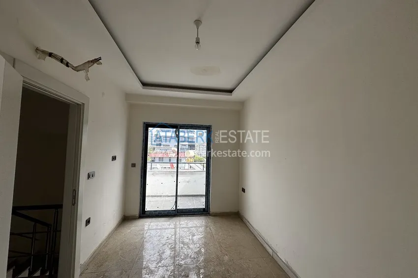 Purchase 2+1 penthouse with sea and mountain views in Demirtas — primary property in a small apartment complex 8 