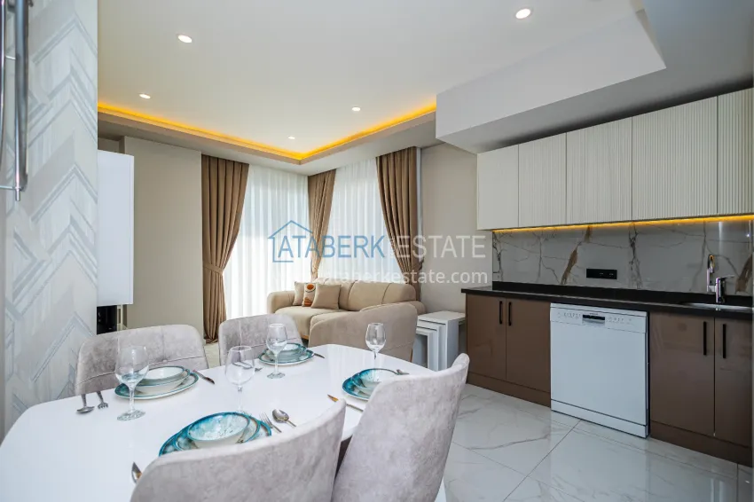 Purchase 1+1 apartment with a view of the Kale fortress — the center of Alanya, a new complex 14