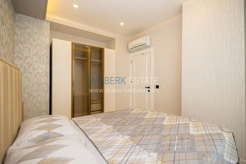 Purchase 1+1 apartment with a view of the Kale fortress — the center of Alanya, a new complex 21