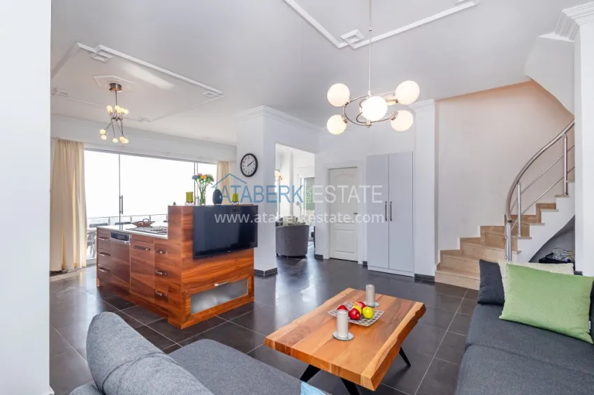 Purchase 3+1 panoramic private villa with furniture and swimming pool in Tepe, Alanya — suitable for a residence permit 2 