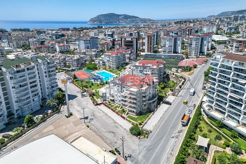 2+1 apartment with a large terrace in the Cikcilli area, Alanya — property for a residence permit 1 