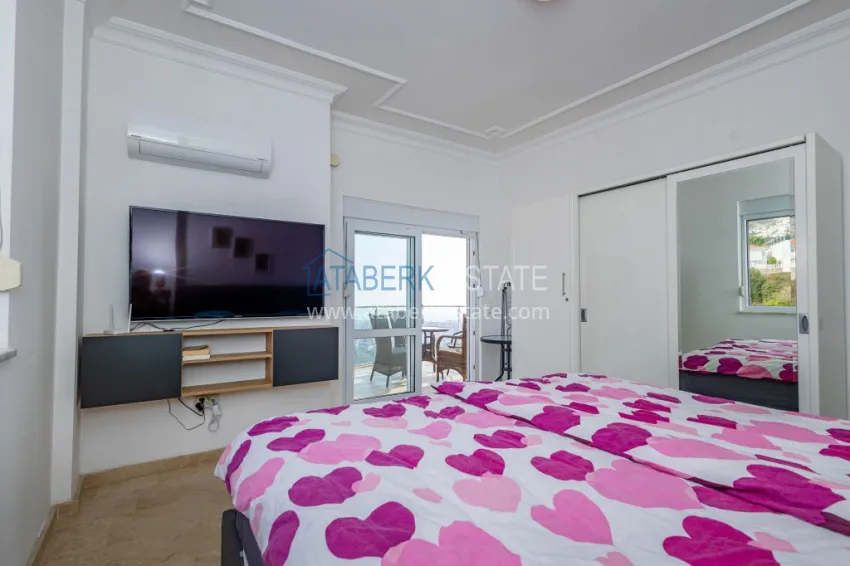 Purchase 3+1 panoramic private villa with furniture and swimming pool in Tepe, Alanya — suitable for a residence permit 15 