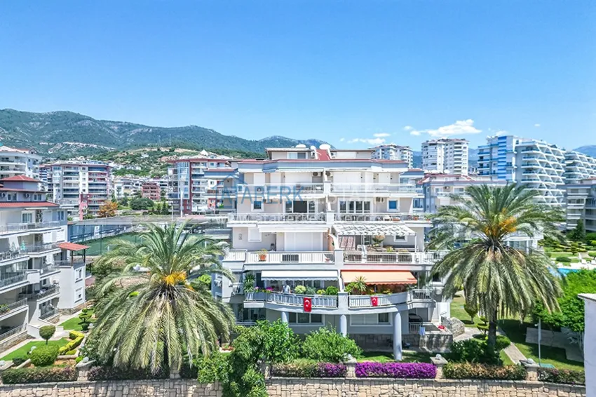 2+1 apartment with a large terrace in the Cikcilli area, Alanya — property for a residence permit 3 