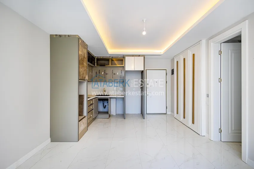 Purchase  1+1 apartment in Alanya, Oba district — primary property in a comfort-class complex  5 