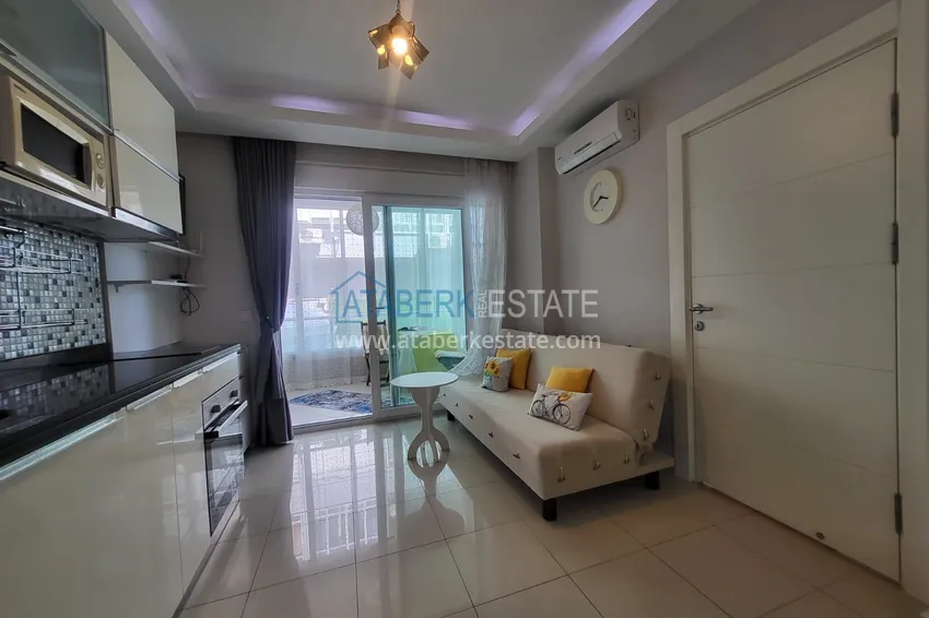 Purchase  Compact turnkey apartment with a glazed balcony 400 meters from the sea - Alanya, Oba district 9 
