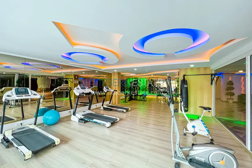 1+1 apartment with furniture and sea view in a luxury complex — Alanya, Mahmutlar district  16 