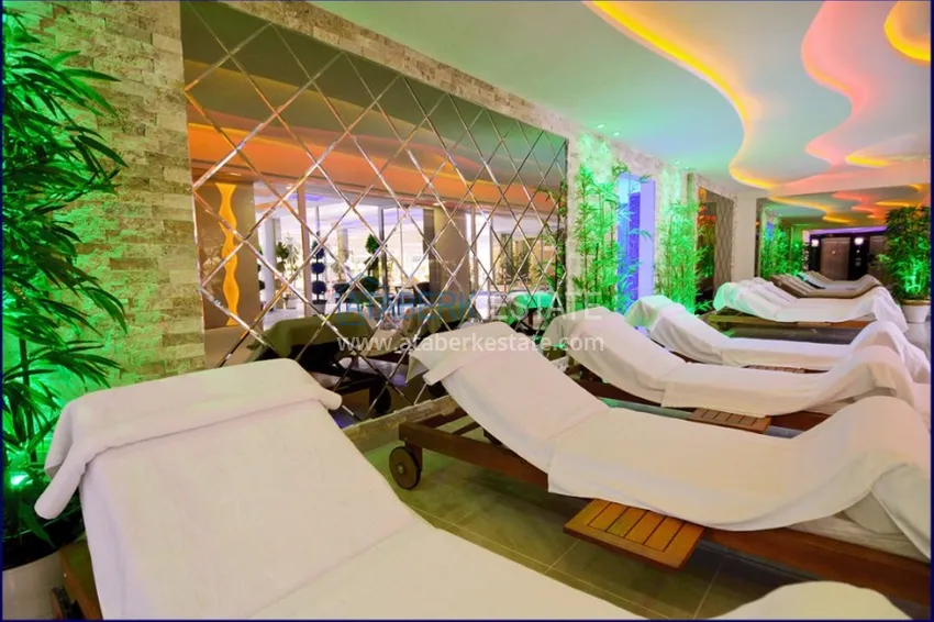 1+1 apartment with furniture and sea view in a luxury complex — Alanya, Mahmutlar district  17 