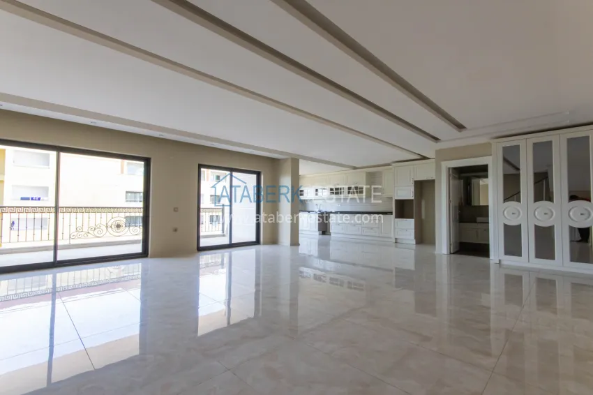 Purchase Finely finished duplex penthouse with the right to citizenship - Kargicak, Alanya 2 