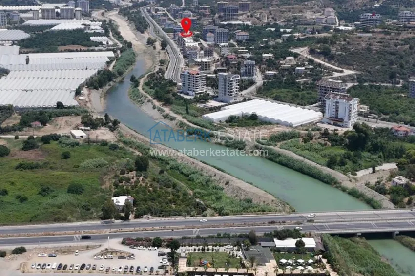 2+1 penthouse with sea and mountain views in Demirtas — primary property in a small apartment complex 3 