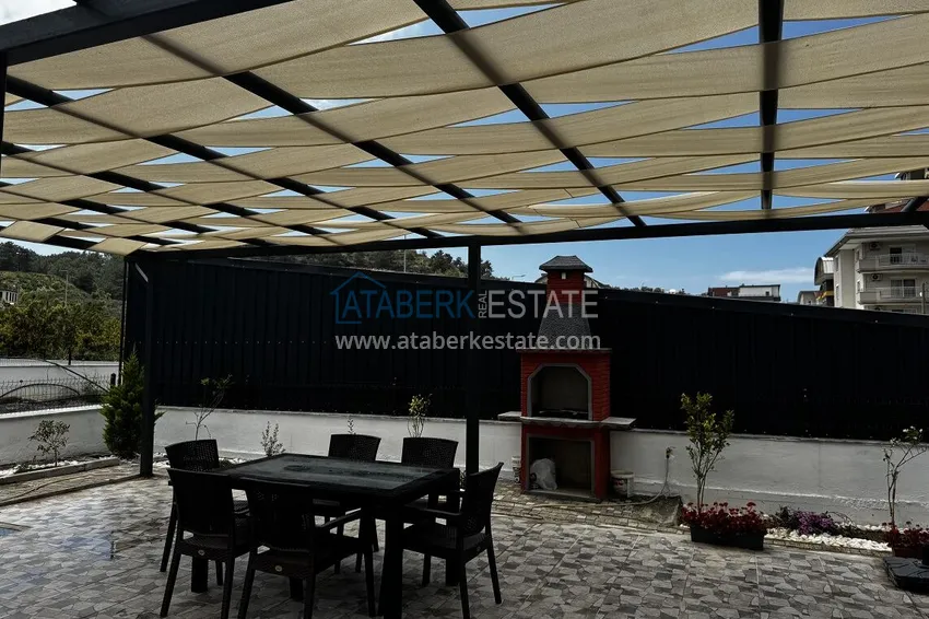 2+1 penthouse with sea and mountain views in Demirtas — primary property in a small apartment complex 7 