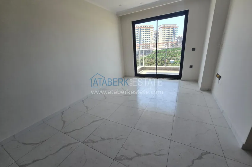 Purchase 1+1 apartment with a fine finish in a modern complex - Mahmutlar district, Alanya 4 