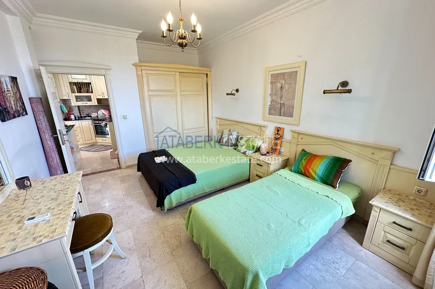 Purchase  Two-level apartment in villa format with sea and mountain views — Alanya, Mahmutlar 12 