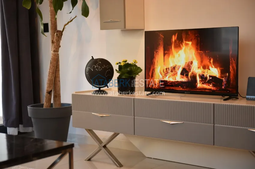 Purchase  1+1 apartment with designer interior — Alanya, Mahmutlar 8 