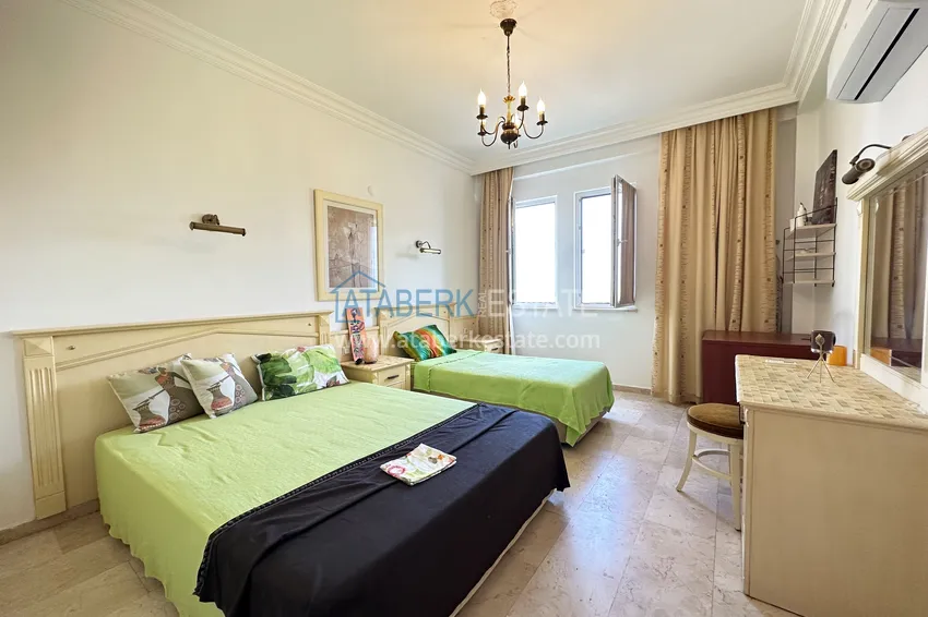 Purchase  Two-level apartment in villa format with sea and mountain views — Alanya, Mahmutlar 11 