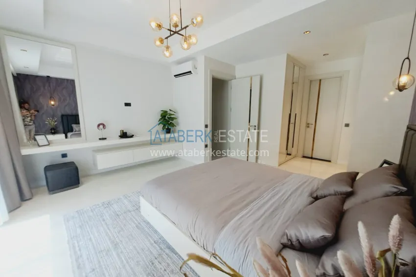 Purchase Furnished 2+1 XL apartment with laundry in a luxury complex — Alanya, Turkler. Suitable for a residence permit 10 