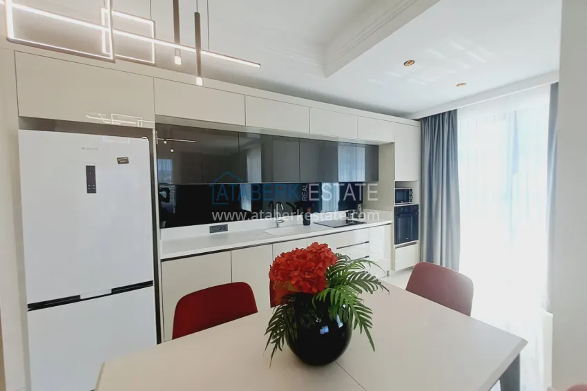 Purchase Furnished 2+1 XL apartment with laundry in a luxury complex — Alanya, Turkler. Suitable for a residence permit 7 