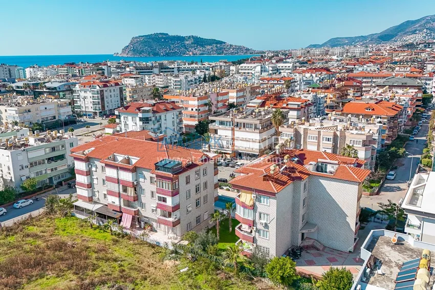 Apartment 2+1 with furniture, suitable for a residence permit — Alanya, Oba district, 350 meters from the sea 1 
