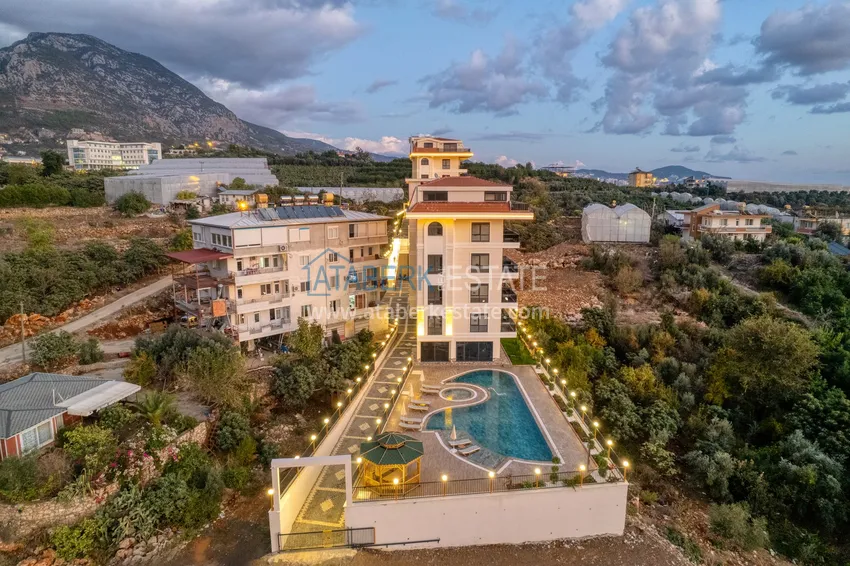 Furnished 1+1 apartment with sea view in Kestel, Alanya 4