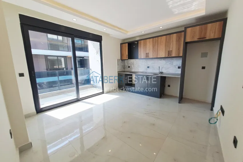 Purchase 1+1 apartment from the owner with views in the center of Alanya - Cleopatra beach area, 600 meters 5 