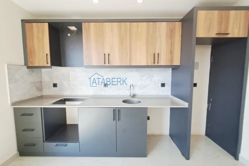 Purchase 1+1 apartment from the owner with views in the center of Alanya - Cleopatra beach area, 600 meters 6 