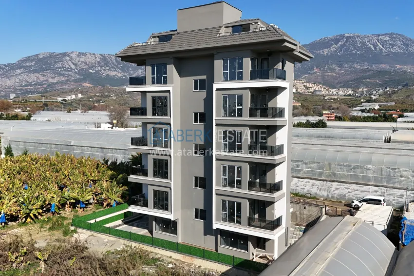 Modern chamber-type residence in the prestigious Kargicak district 3 