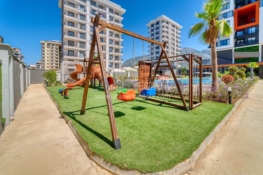 Furnished 2+1 apartment in the center of Mahmutlar, Saturday Market District 12