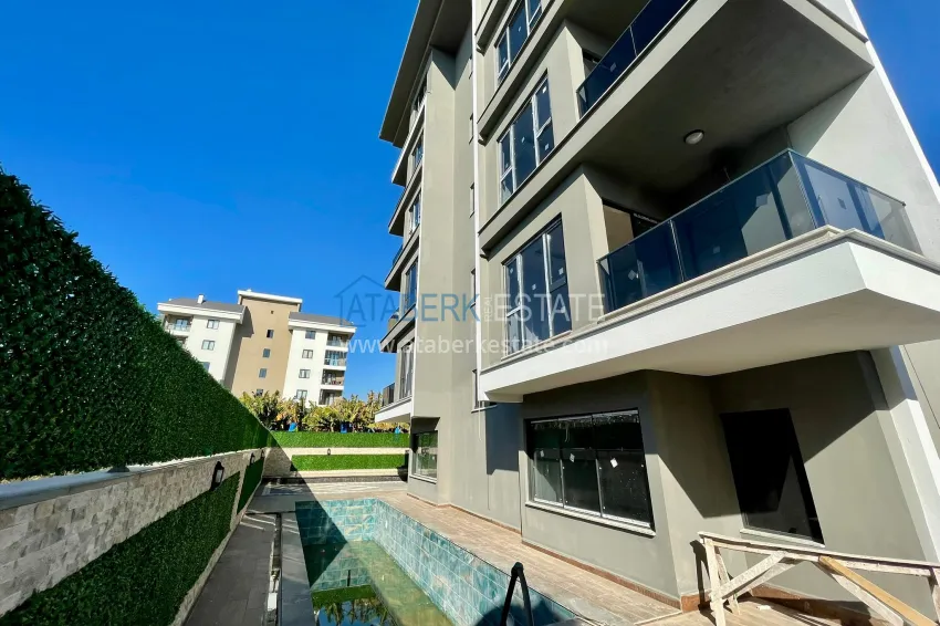 Modern chamber-type residence in the prestigious Kargicak district 4 