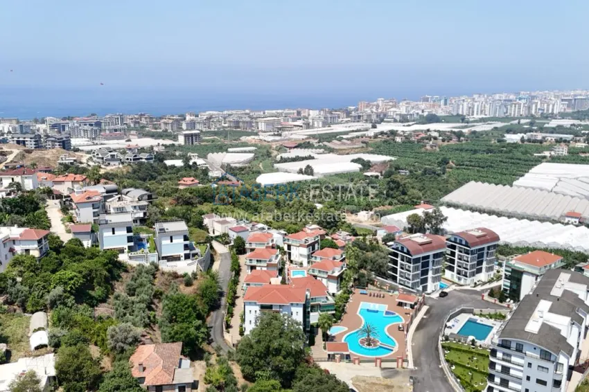 Duplex 4+1 format townhouse with furniture in a luxury complex - Kargicak, Alanya 2 