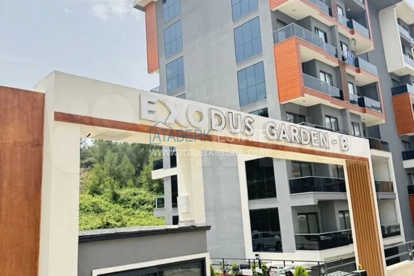 An advantageous offer from the owner — a finely finished apartment in the green part of Avsallar 26 