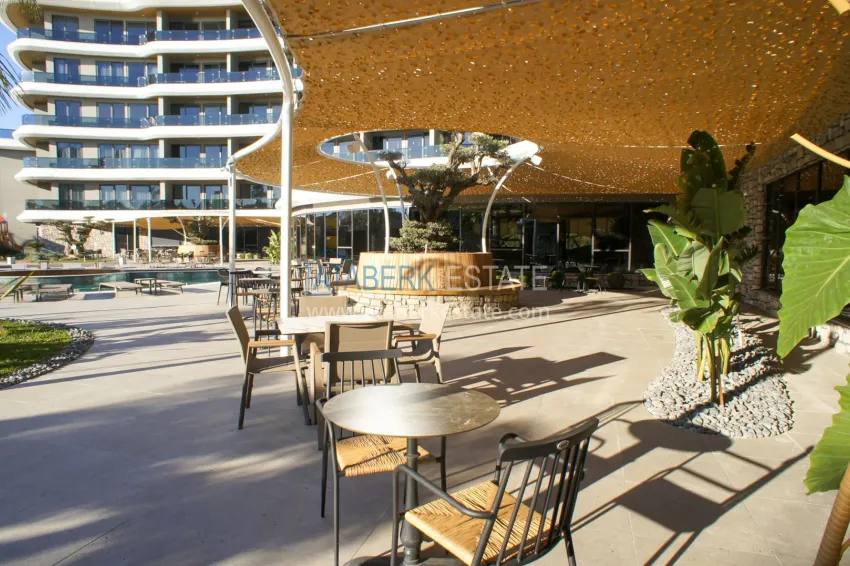 Apartment 1+1 with new furniture — first coastline, Kargicak 10 