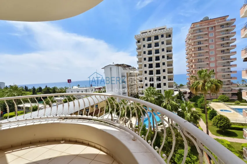 Purchase Apartment with sea view in the center of Mahmutlar, second line from the sea — suitable for citizenship 19 