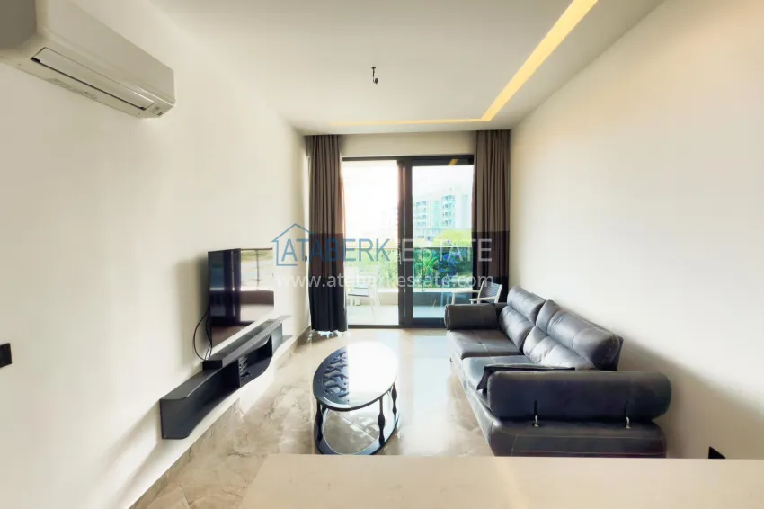 Purchase Apartment 1+1 with new furniture — first coastline, Kargicak 5 