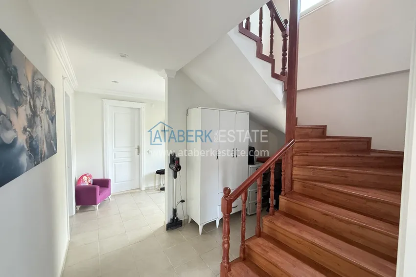 Purchase Private three-storey villa with furniture in the picturesque area of Bektash — property under a residence permit 6 