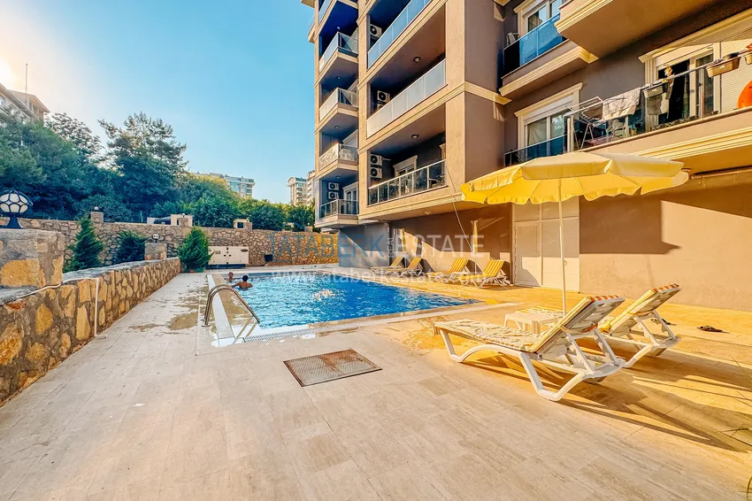 One bedroom apartment with designer interior directly from the owner — Avsallar, Alanya 2 
