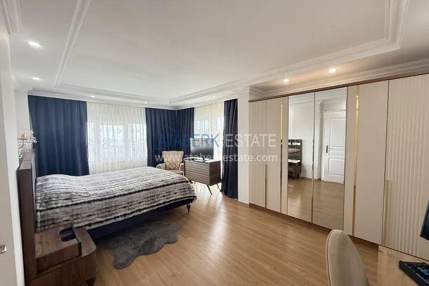 Purchase Private three-storey villa with furniture in the picturesque area of Bektash — property under a residence permit 18 