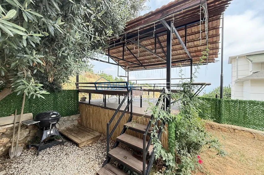 Private three-storey villa with furniture in the picturesque area of Bektash — property under a residence permit 5 