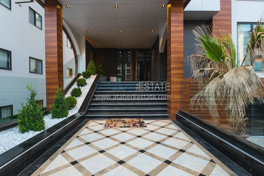 Linear 4+1 apartment with access to the garden in an elite complex - first coastal one, Kestel district, Alanya 16 