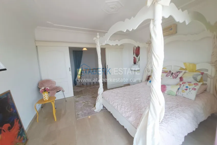 Purchase Three-storey private villa with furniture from the owner - Alanya, Bektash district. Suitable for a residence permit 19 