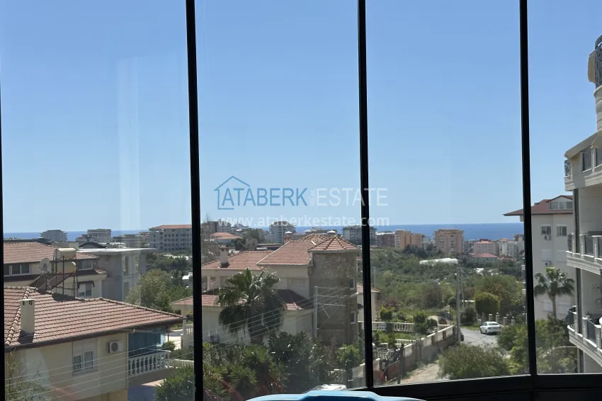 Purchase 3+1 penthouse duplex with furniture and sea view - Oba area, Alanya 26 