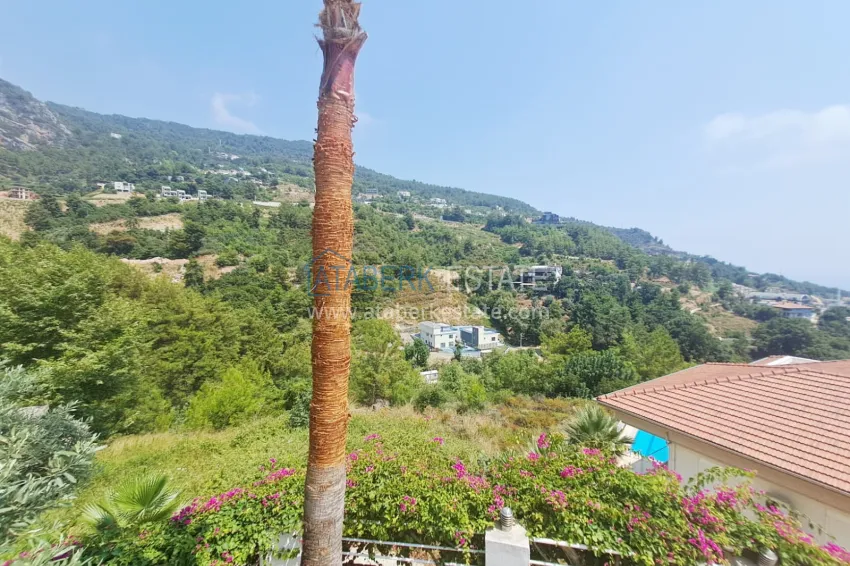 Purchase Three-storey private villa with furniture from the owner - Alanya, Bektash district. Suitable for a residence permit 32 