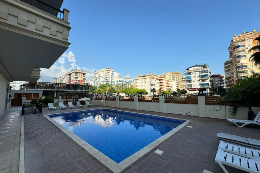Furnished two-bedroom apartment in the center of Mahmutlar, just 200 meters from the beach 6 