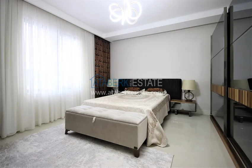 Purchase  Linear 4+1 apartment with access to the garden in an elite complex - first coastal one, Kestel district, Alanya 8 