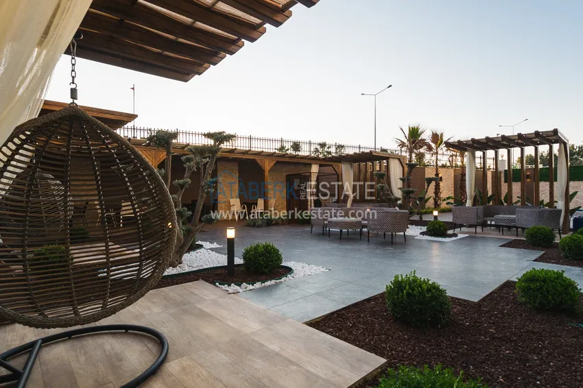 Linear 4+1 apartment with access to the garden in an elite complex - first coastal one, Kestel district, Alanya 10 