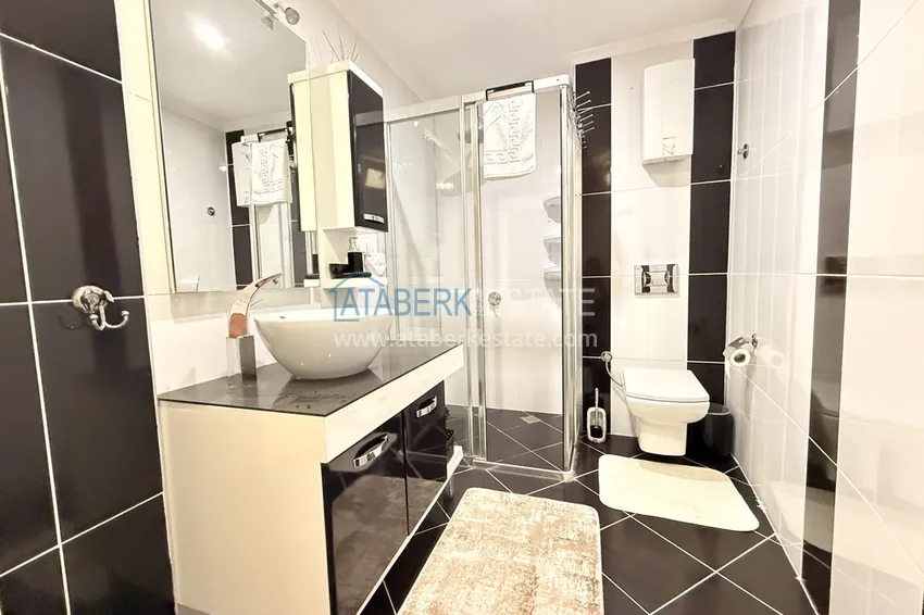 Purchase  Cleopatra, Alanya Center. Apartment 1+1 with furniture. Suitable for a residence permit. 500 meters from the sea 15 