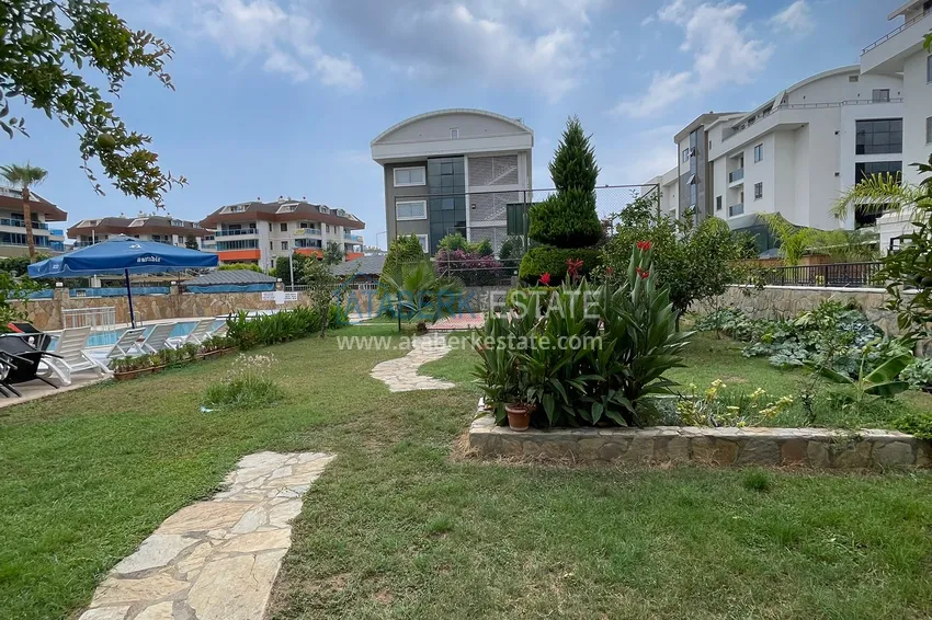 Two-bedroom apartment after renovation in Oba district — stylish interior, 500 meters from the sea 4 