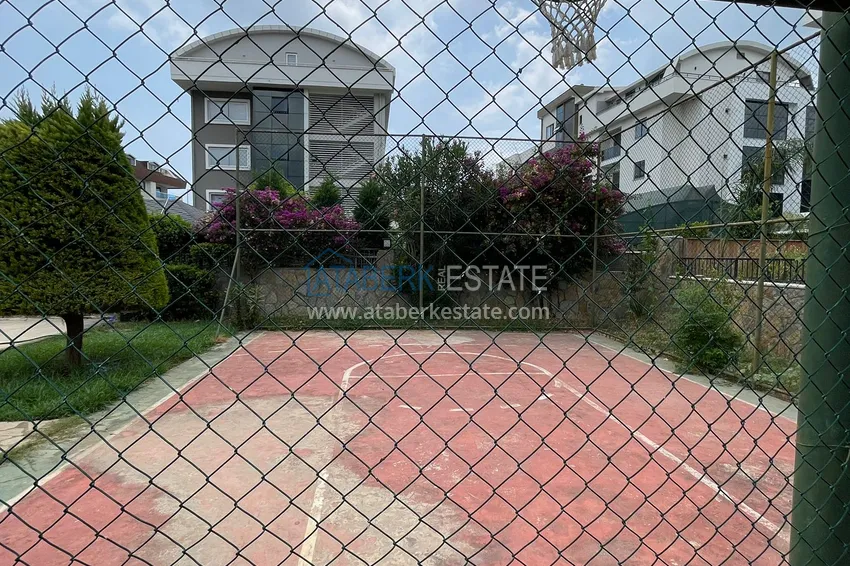 Two-bedroom apartment after renovation in Oba district — stylish interior, 500 meters from the sea 8 