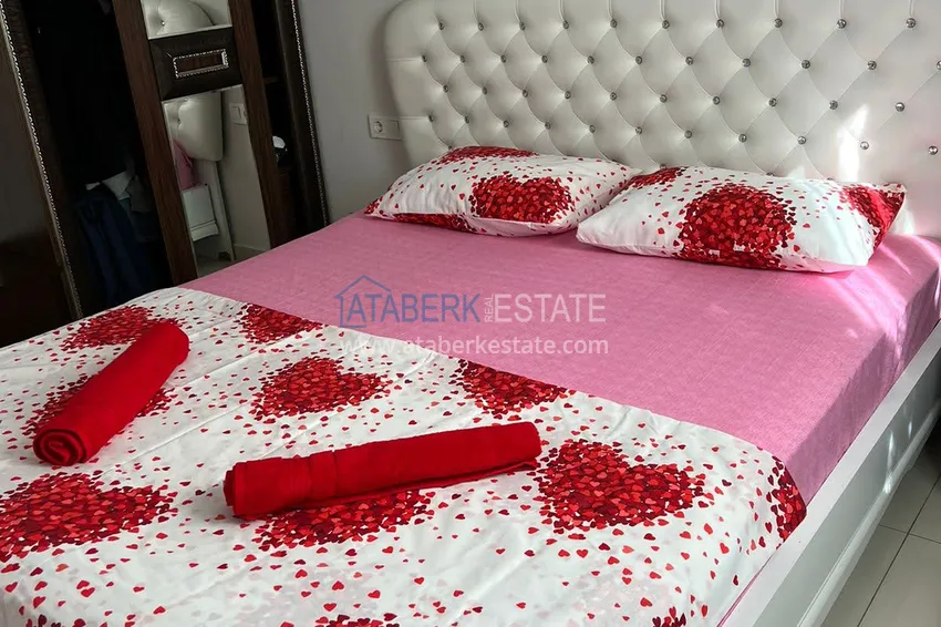 Purchase  1+1 apartment with furniture and a glazed balcony in Oba, Alanya - 5 minutes from the sea 12 