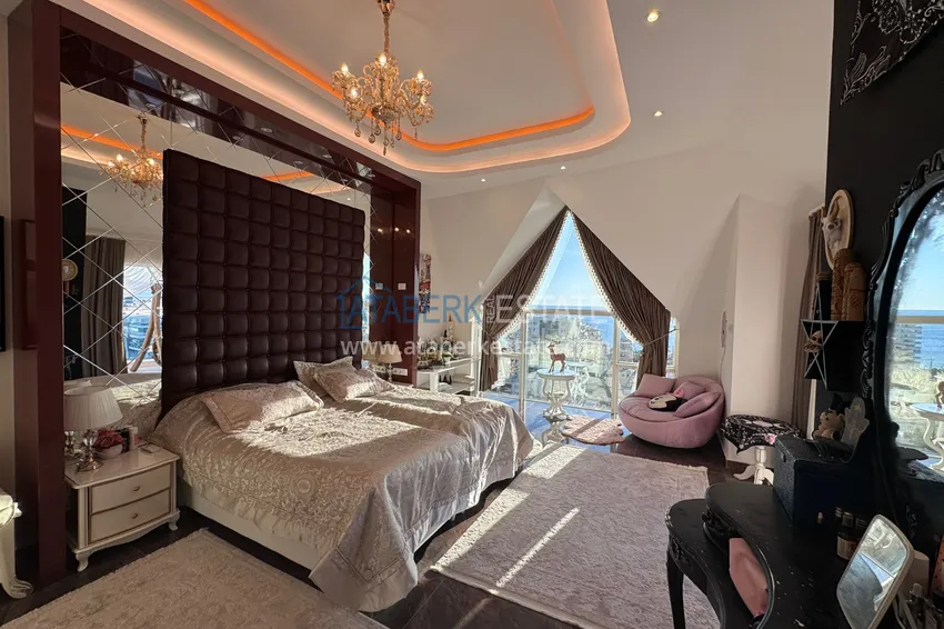 Purchase  4+1 penthouse duplex with furniture in a luxury complex — Mahmutlar, Alanya 17 